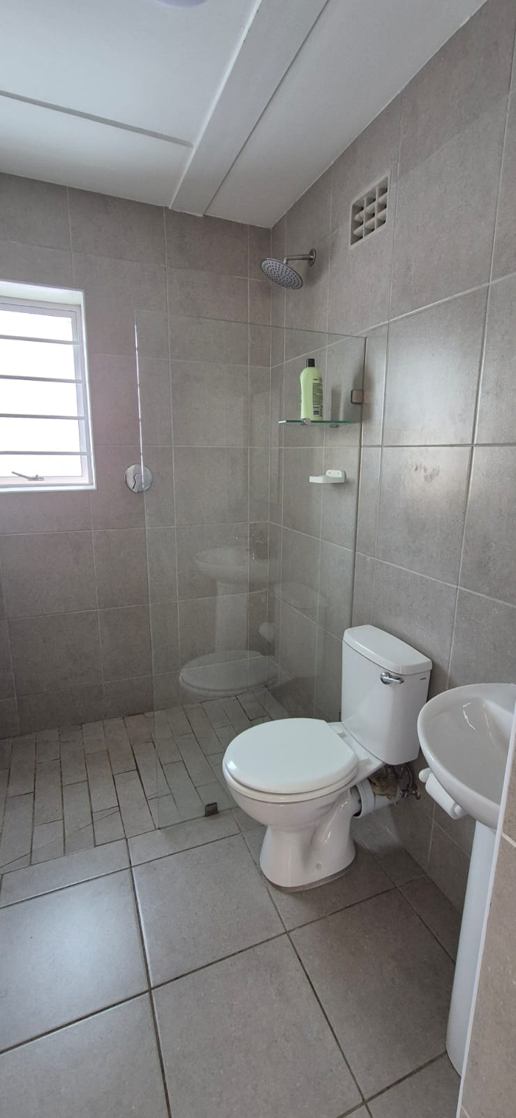 2 Bedroom Property for Sale in Overbaakens Eastern Cape